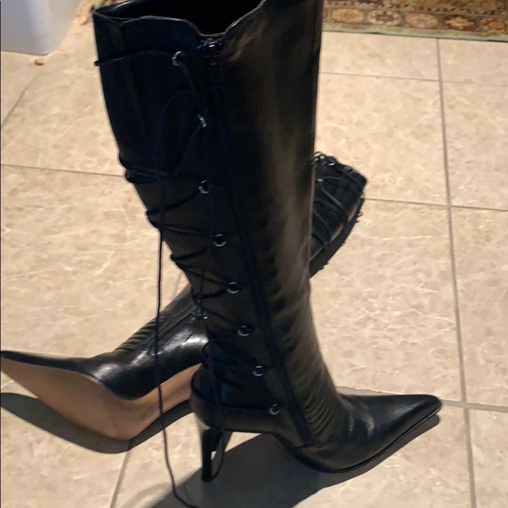Sexy leather boots - Picture 4 of 6